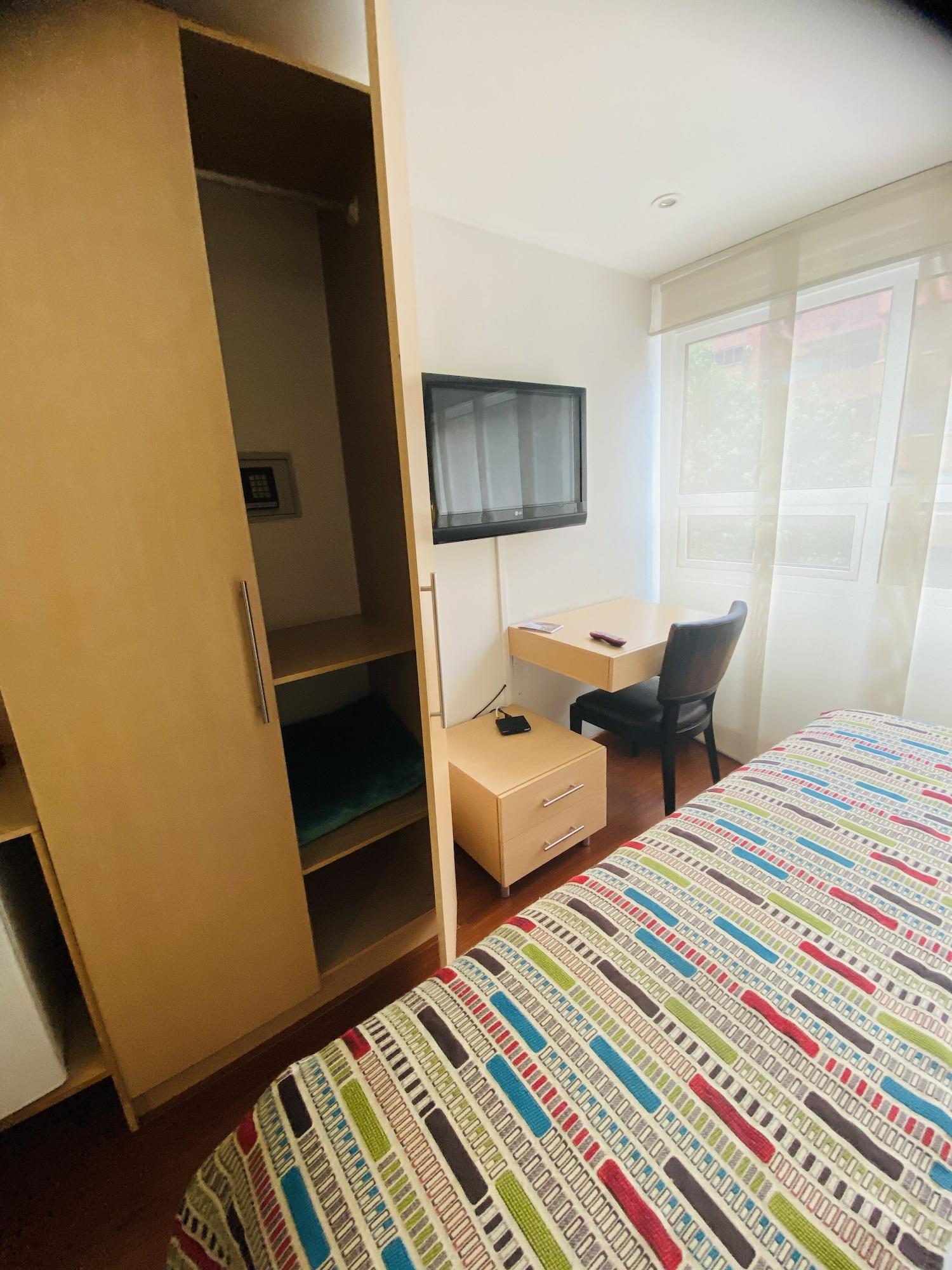 Hotel Retiro 84 By Mij Bogota Ngoại thất bức ảnh
